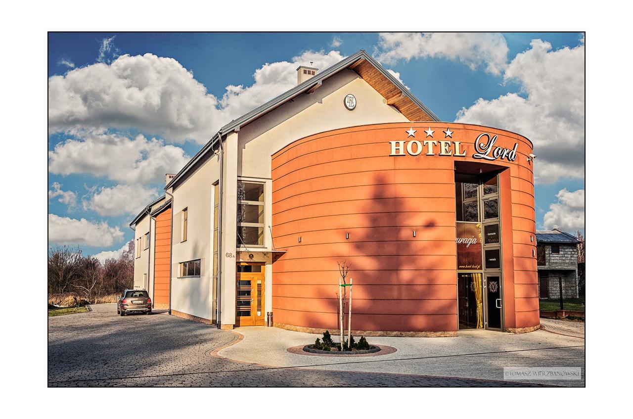 Hotel Lord クロスノ エクステリア 写真